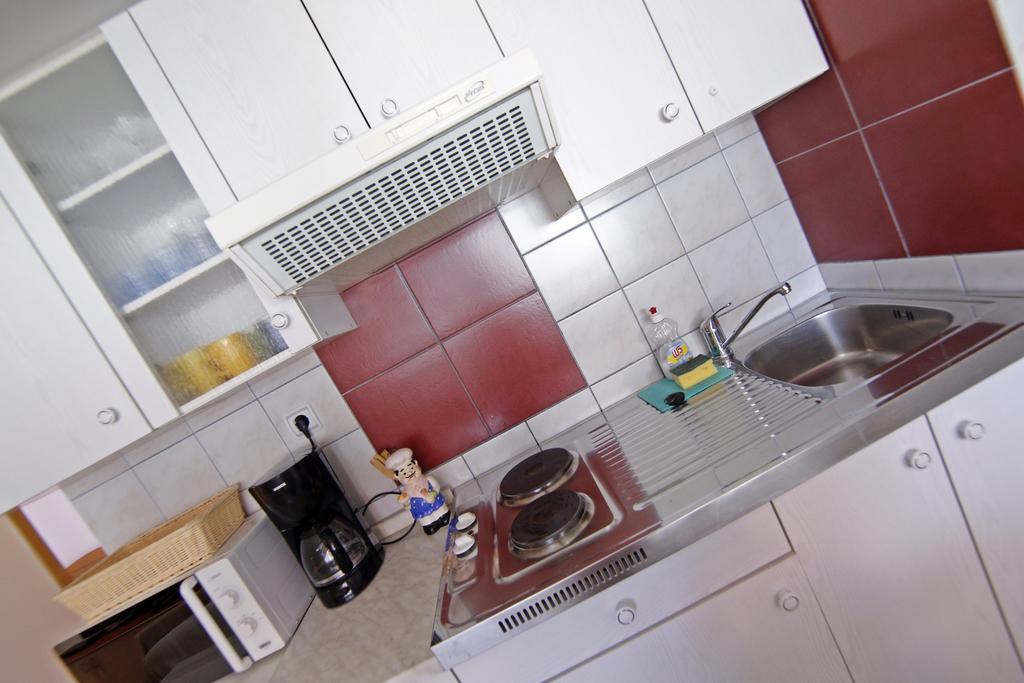 Apartment House Lalita Fuzine Exterior photo